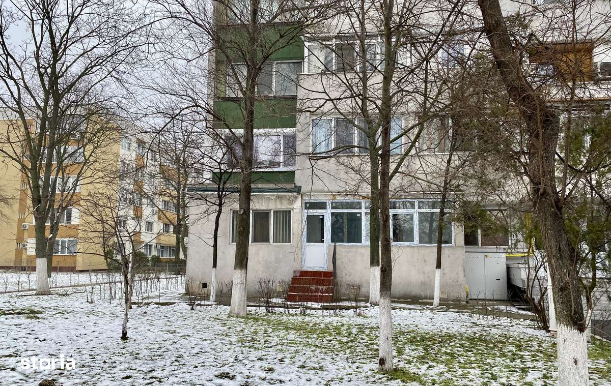 Apartament 3 cam decomandat, stradal ( pretabil birou, etc ) Tig 2