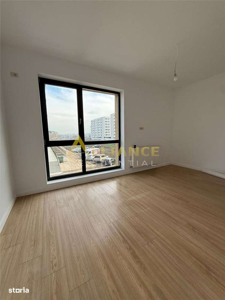 3 Camere gata de mutare, Grand Arena-9