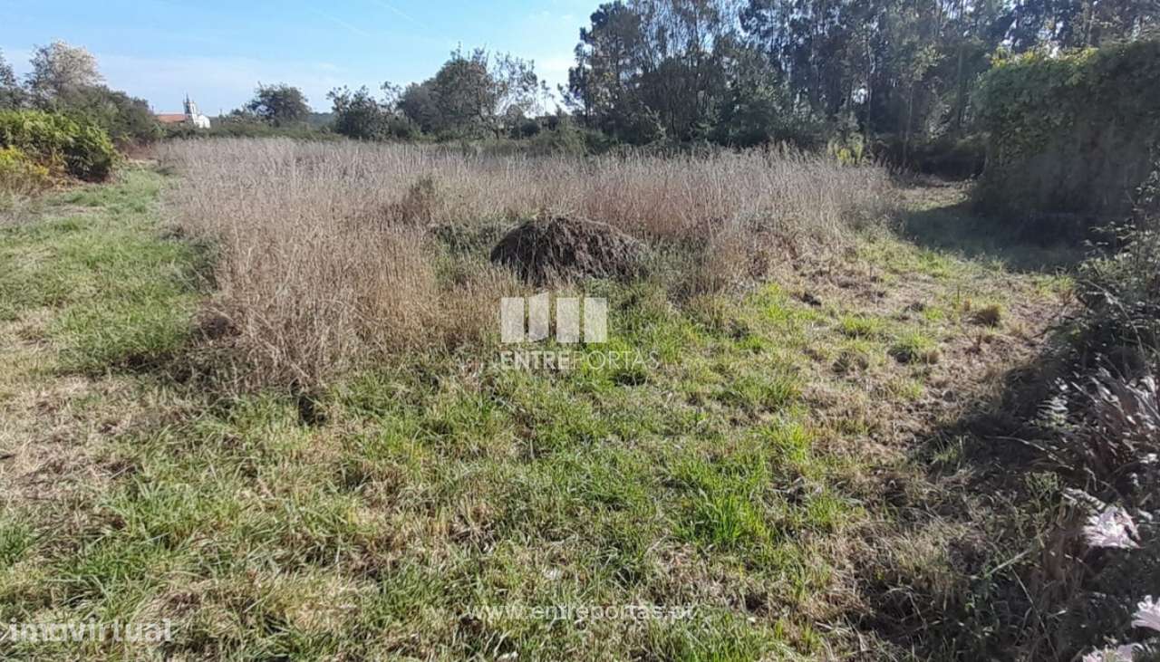 Venda de Terreno urbano, com 2880 m2, em Argivai, Póvoa de Varzim - Grande imagem: 1/2