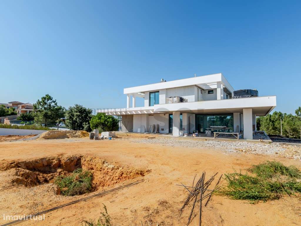 Moradia de Luxo T4 Vila Alegre Fernão Ferro Lote de 2615 M2 - Grande imagem: 4/46