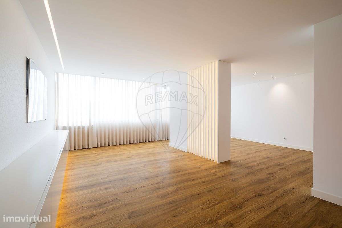 Apartamento T4 para venda - Grande imagem: 2/24