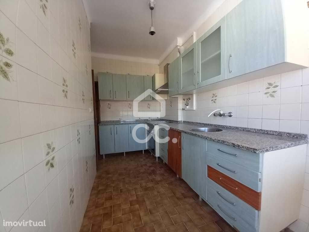 Apartamento T3 no Fogueteiro