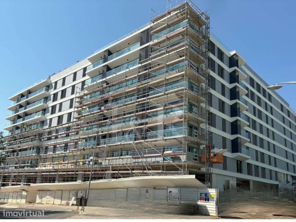 Apartamento T1 com varanda próximo da Praça de Espanha, Lisboa-6