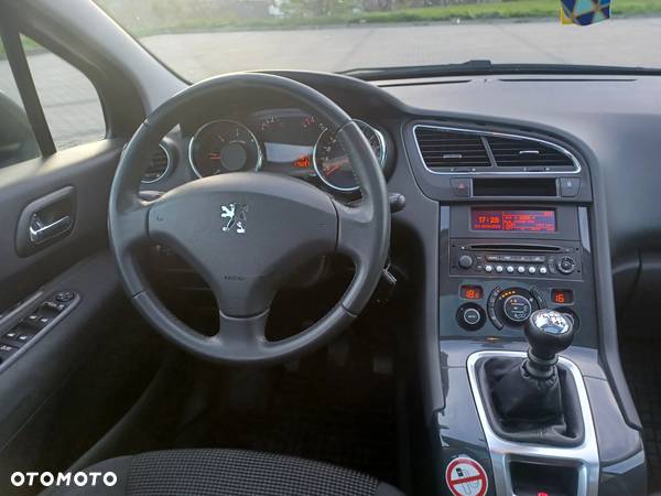 Peugeot 5008 1.6 HDi Premium - 11