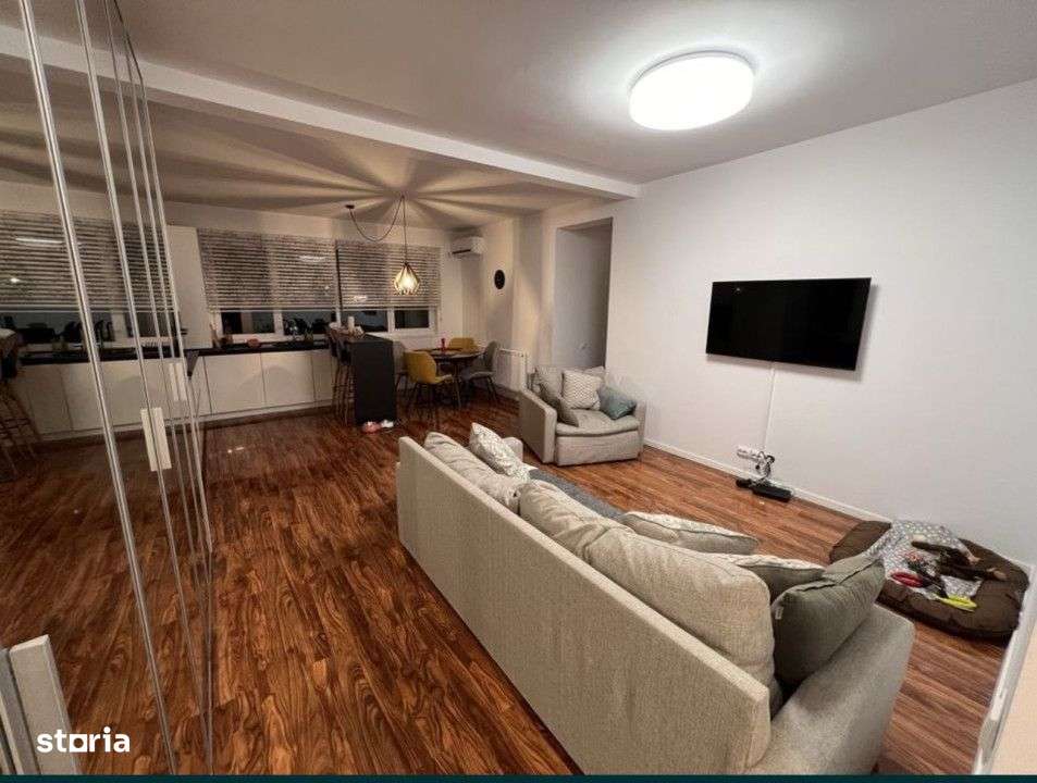 Apartament cu 3 camere si parcare inclusa - Imagine principală: 2/6