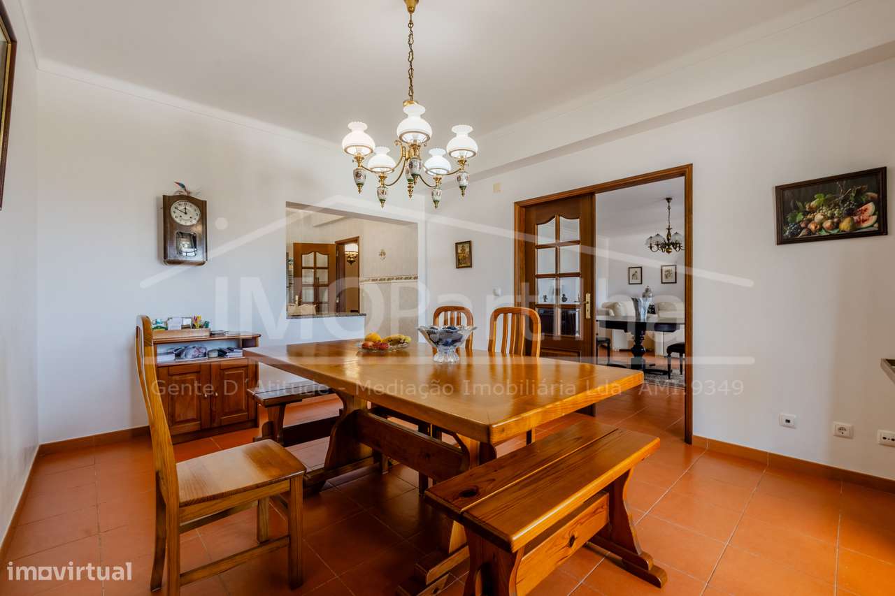 Moradia T5 em Montesouros - Mafra-11