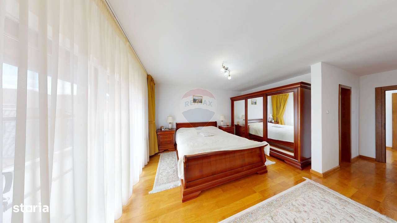 Casă / Vilă de Lux cu 5 camere de vânzare-4