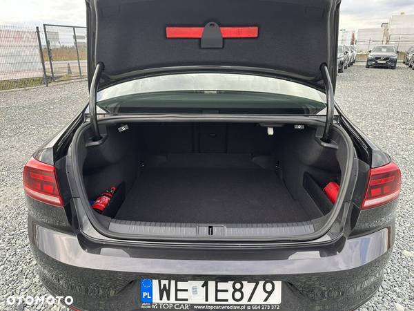 Volkswagen Passat 2.0 TDI EVO Business DSG - 26