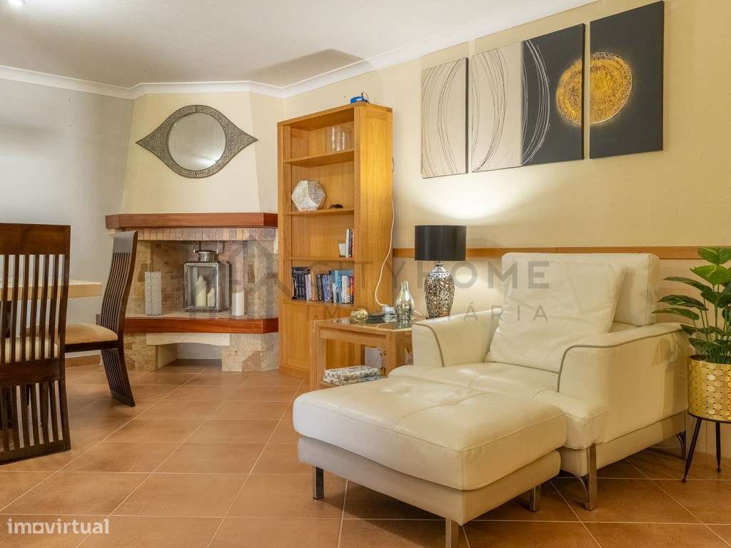 Moradia T5 contemporânea com Piscina e vista Mar na Galé em Albufeira-32