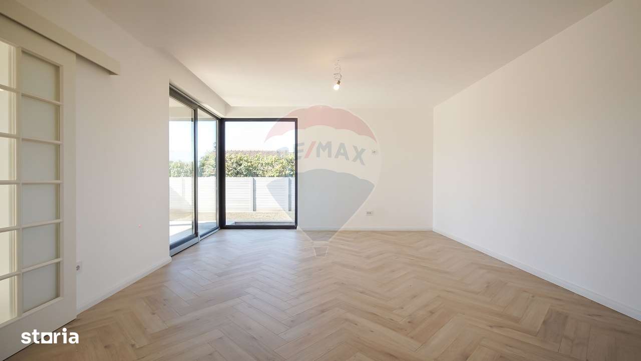 Casă / Vilă cu 5 camere de vânzare-18