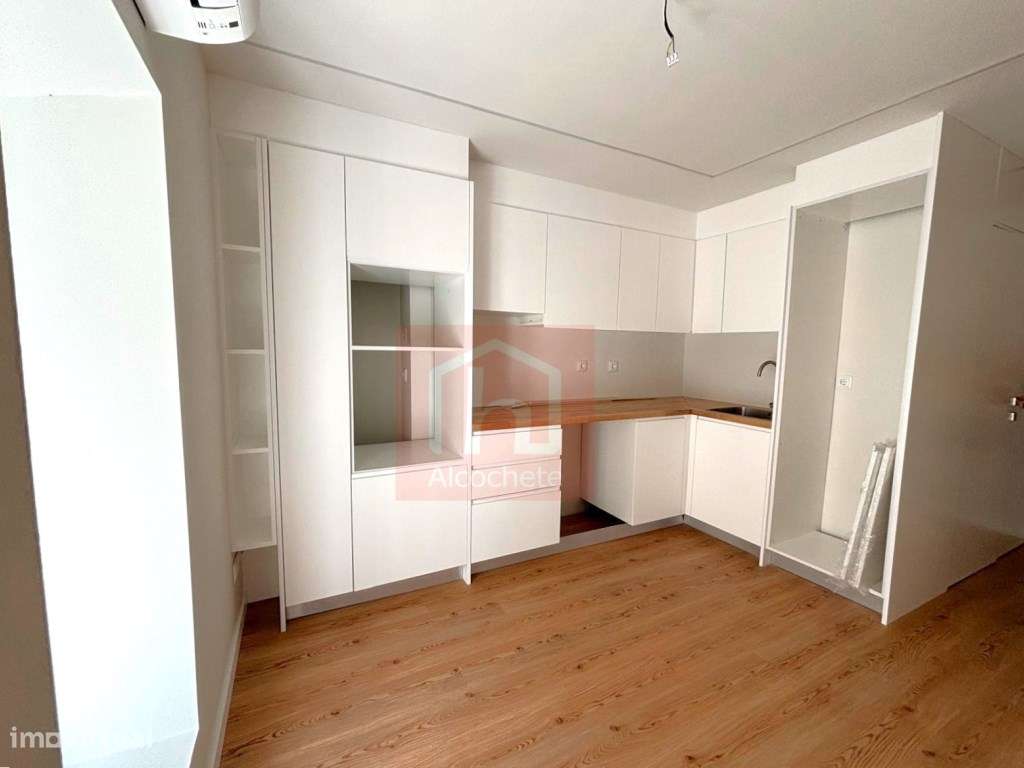 Apartamento duplex T2 no centro histórico Alcochete-7