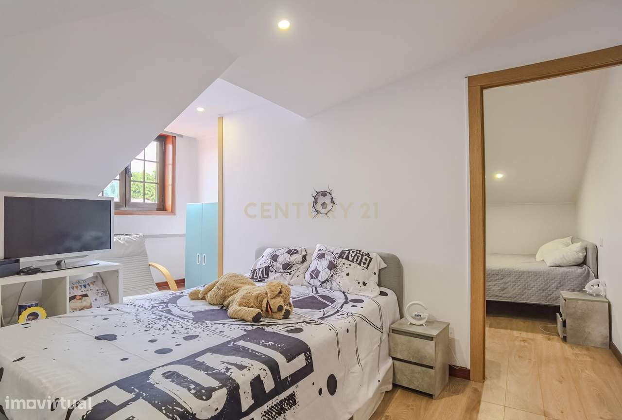 Moradia 4 frentes, T4 em Paiço, Lavra-38