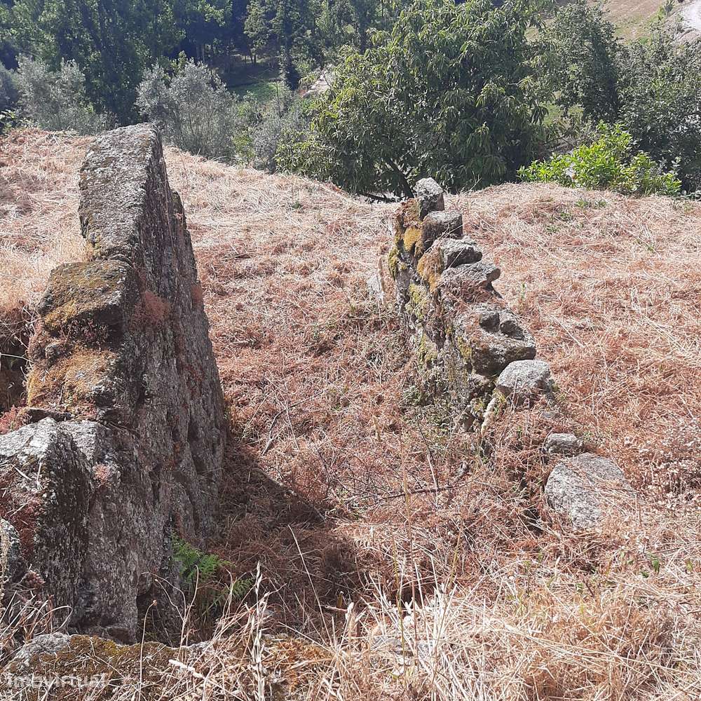 Casa em pedra para reconstruir Canelas Penafiel-33