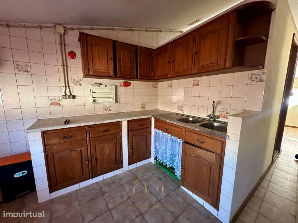 Moradia T4 c/Garagem junto ao rio-12