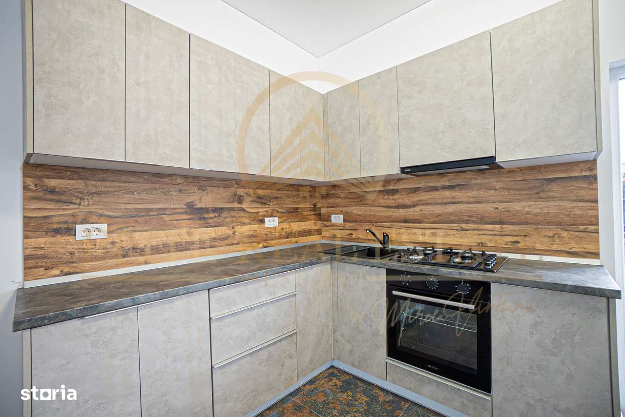 Casă de vânzare în Mamaia Nord – ideală pentru locuit sau investiție - Imagine principală: 5/18