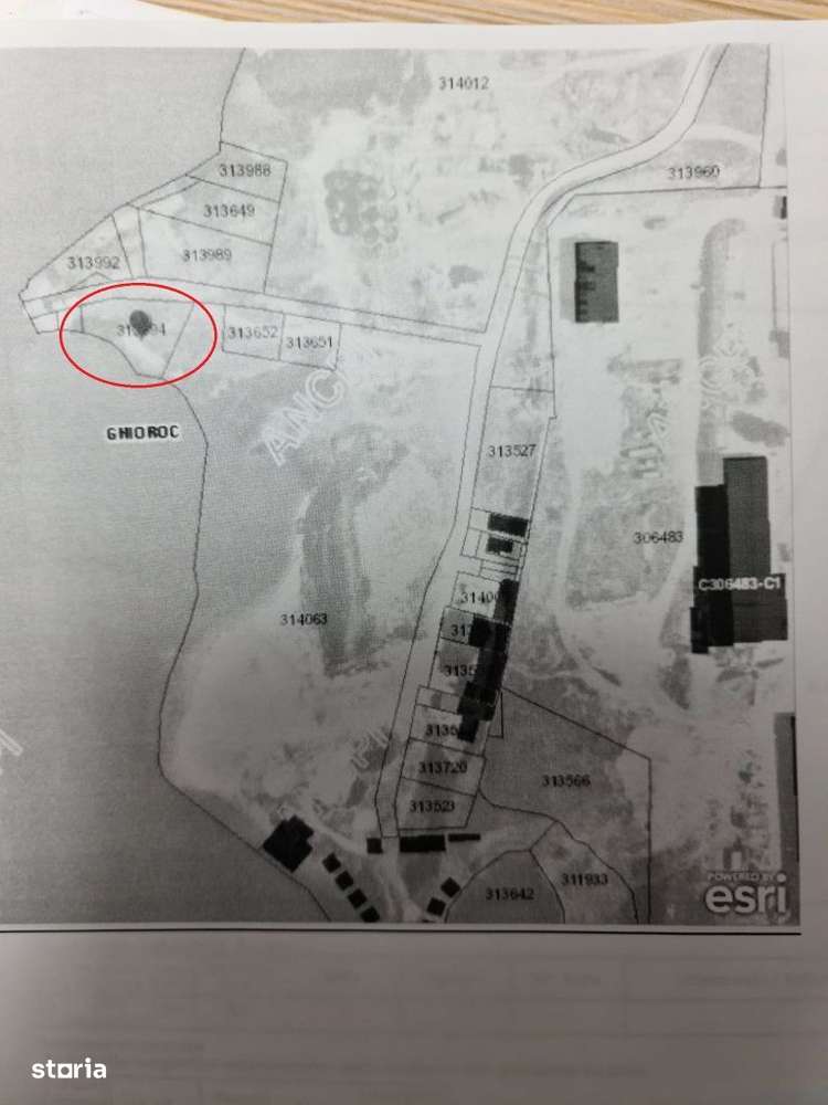 Teren unic cu iesire la Lacul Ghioroc - Imagine principală: 5/5