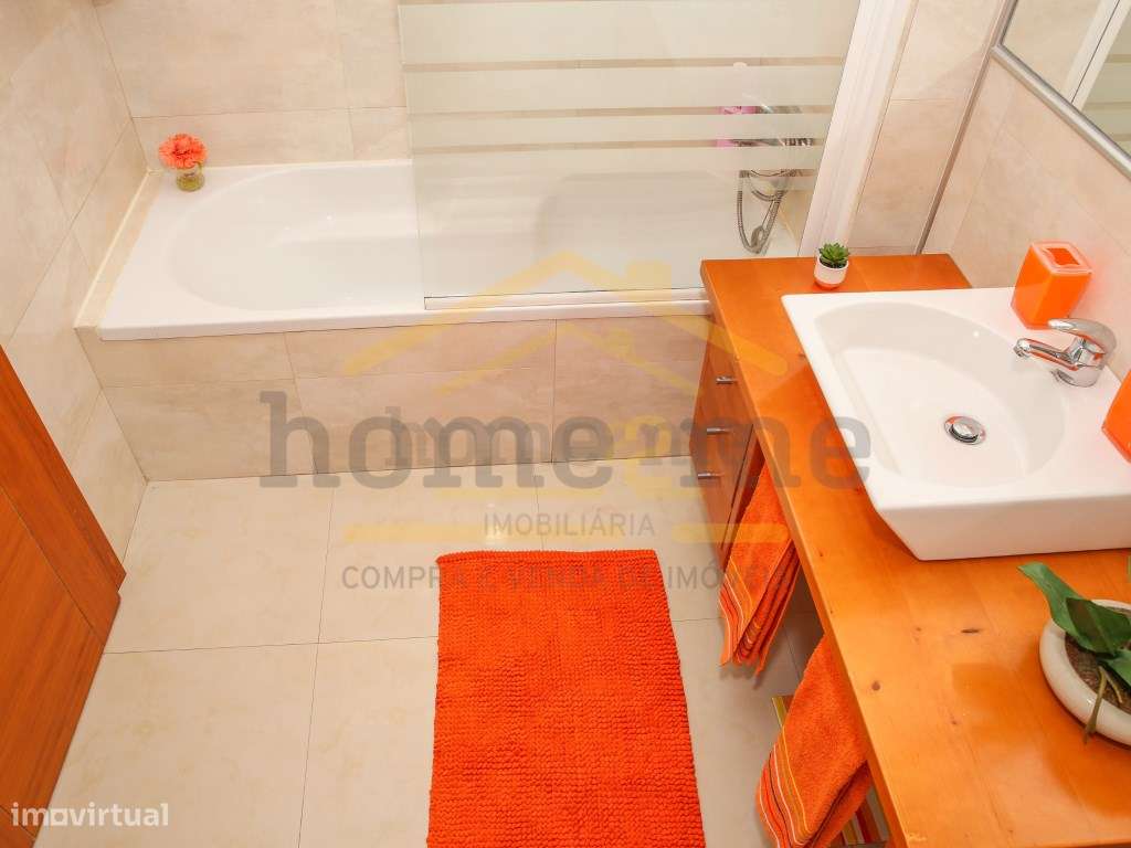 Fantástico Apartamento T2 com 2 varandas e arrecadação-10