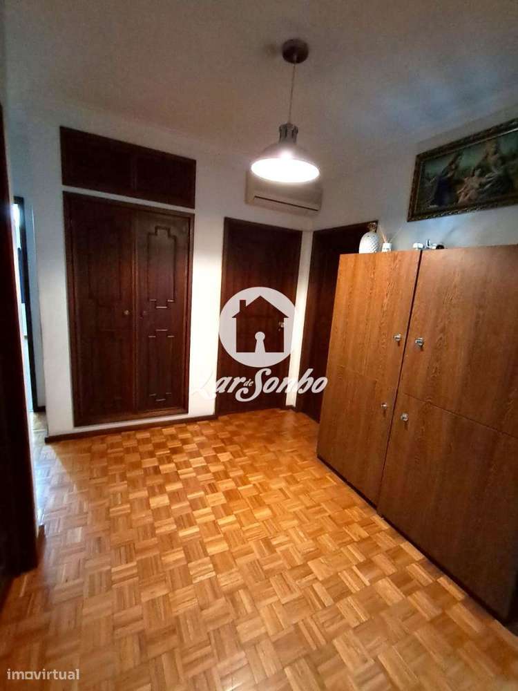 Apartamento T4 em Barcelos-11