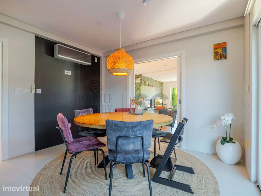 Moradia Independente T4 com piscina em Azeitão| Lote 857m2-16