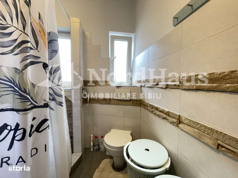 VANZARE CASA MODERNA CU TERASA SI GRADINA - SURA MICA, SIBIU-7