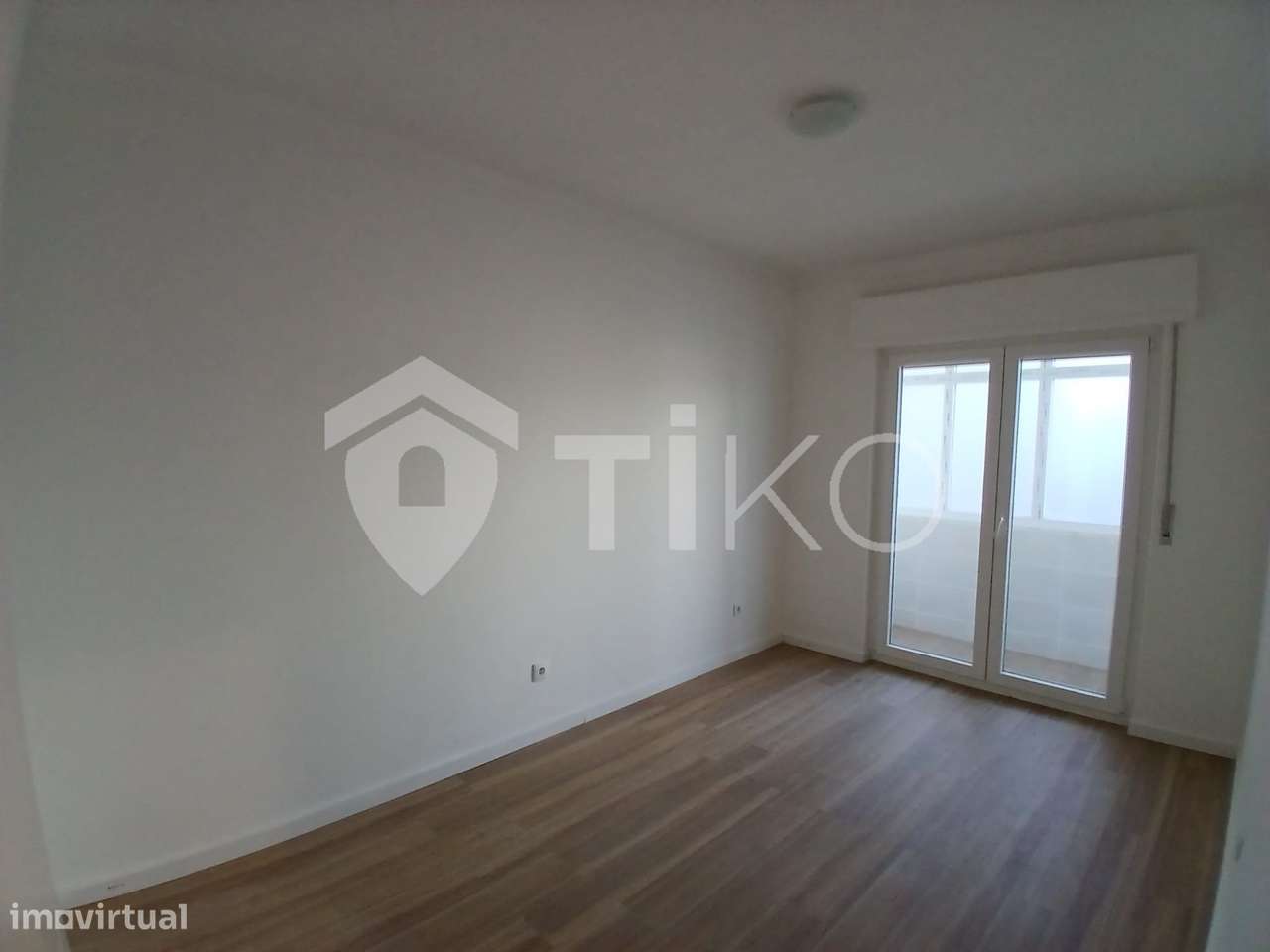 Invista no Seu Futuro: Apartamento T3 em  processo de renovação Total-11