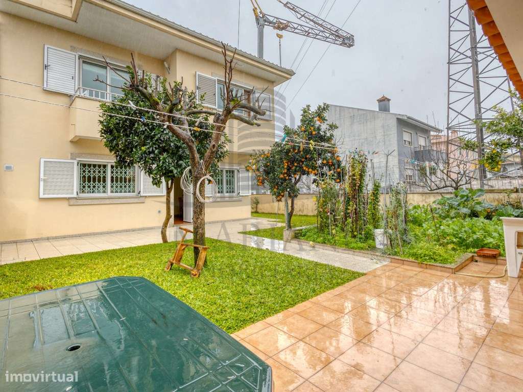 Moradia T4 independente em Valongo-35