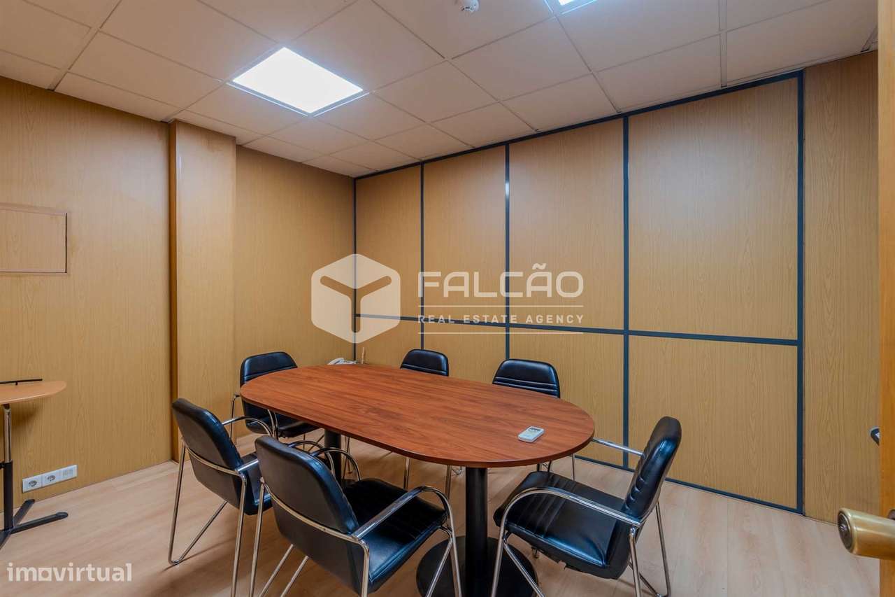 Loja  Venda em Algés, Linda-a-Velha e Cruz Quebrada-Dafundo,Oeiras-0