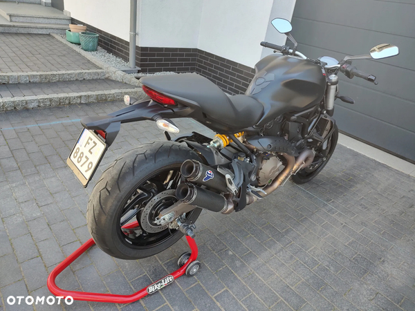 Ducati Monster - 5