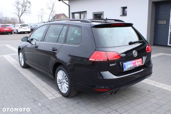 Volkswagen Golf - 9