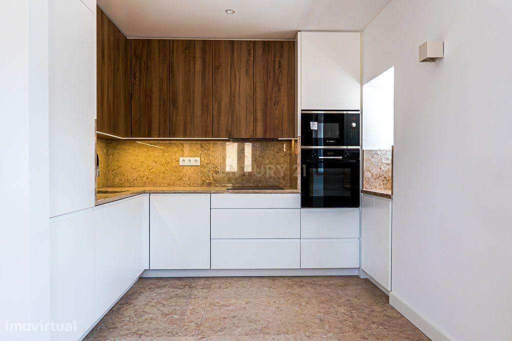 Apartamento T3 Duplex | Edifício Totalmente Reabilitado | Centro Amado-3