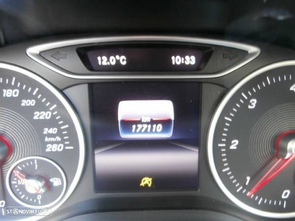 Mercedes-Benz A 180 d Style - 23