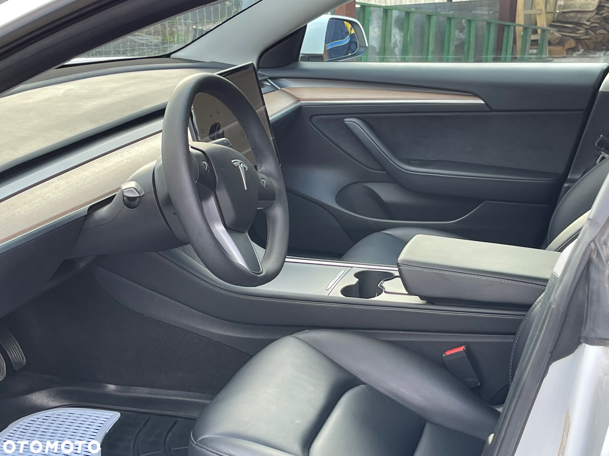 Tesla Model 3 Standard Reichweite Plus Hinterradantrieb - 12