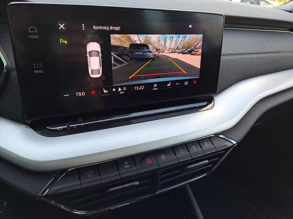 SKODA OCTAVIA 1.5eTSI 150KM Hak Virtual Martwe pole ACC Manetki Ambiente Elek.fotele