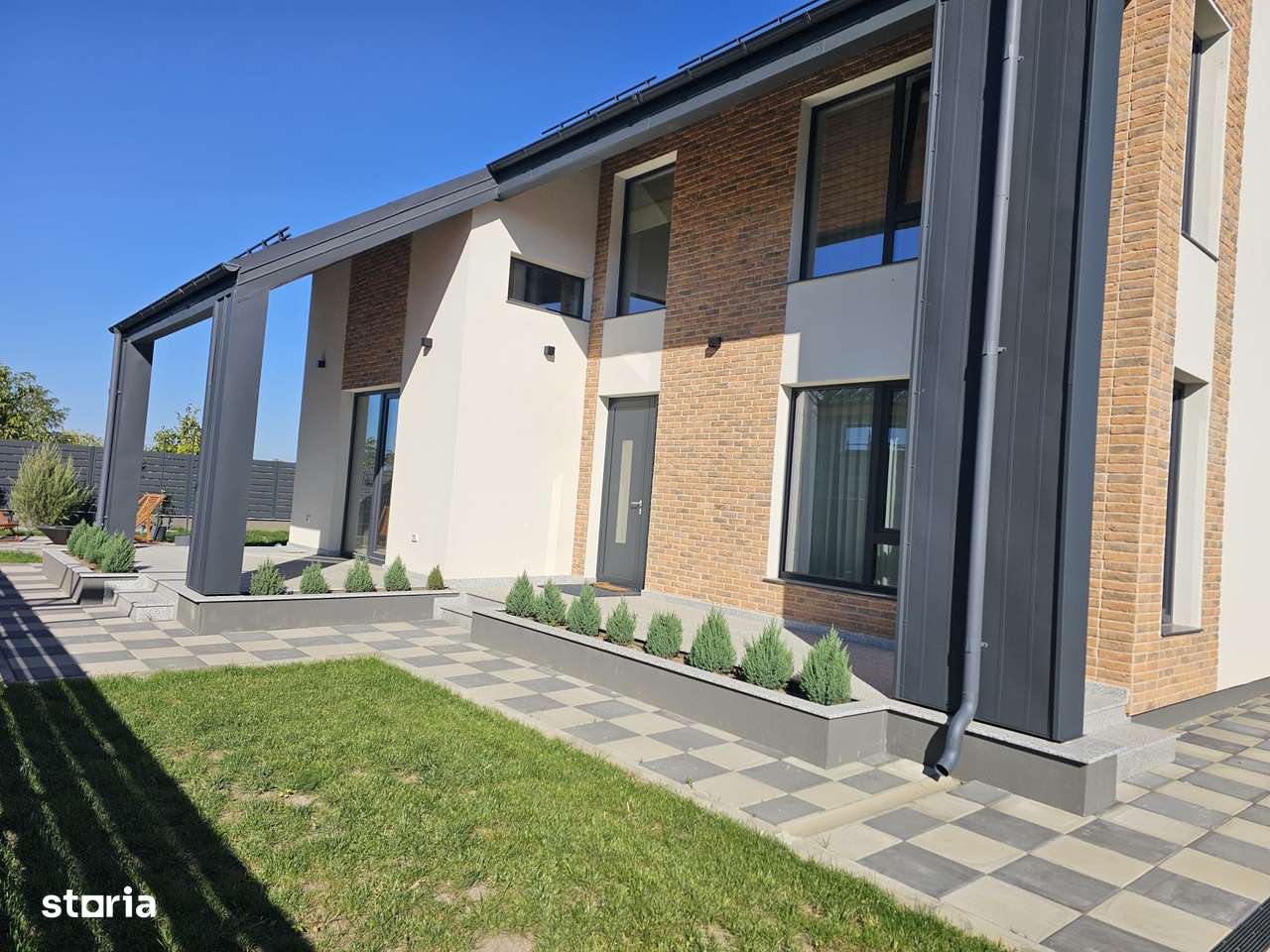 Vila superba Bisan-Bucium, teren 700 mp, cartier privat-4