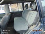 Geam Culisant Spate Stanga mitsubishi Pajero 2002 SUV Albastru - 6