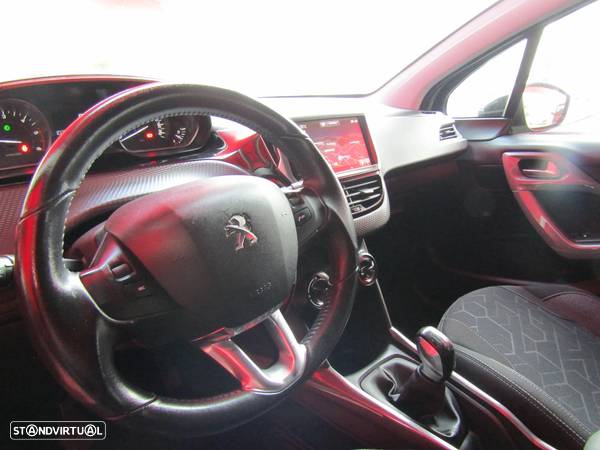 Peugeot 2008 1.6 BlueHDi Style - 6