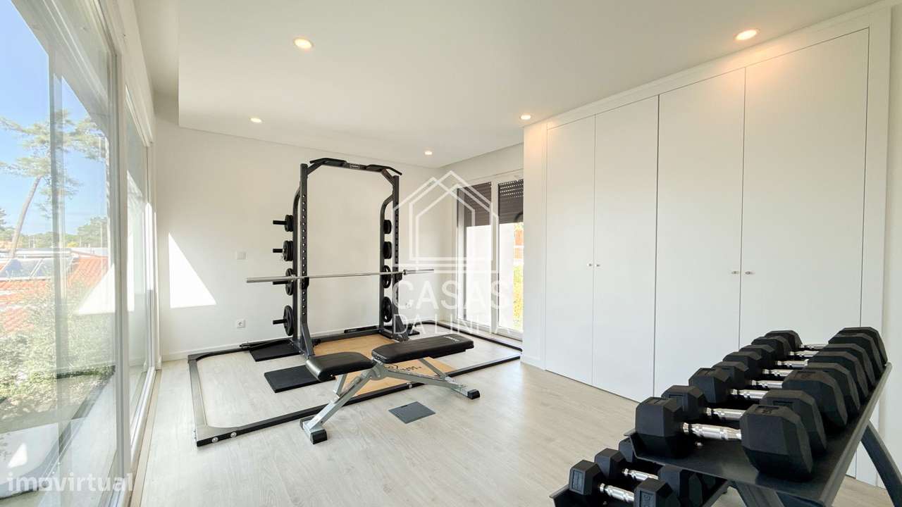 Moradia T6 de Luxo na Verdizela-21