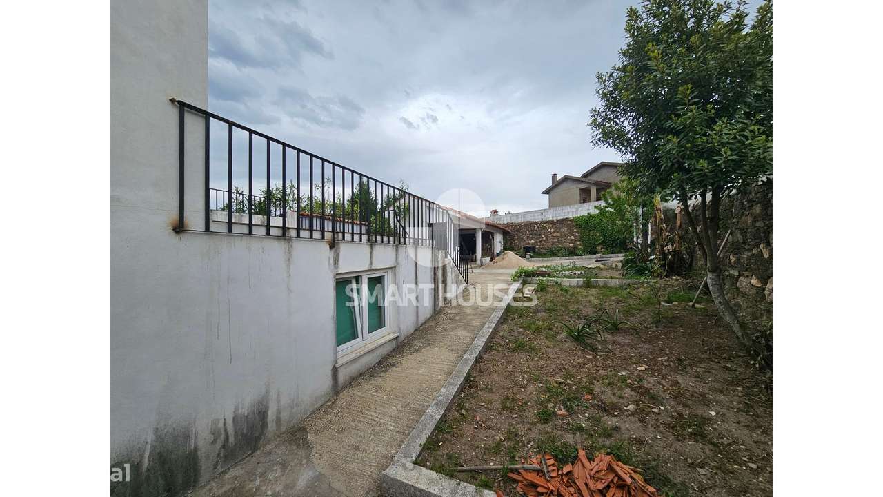 Moradia T3 Lombada (Poiares) c/ pátio-29