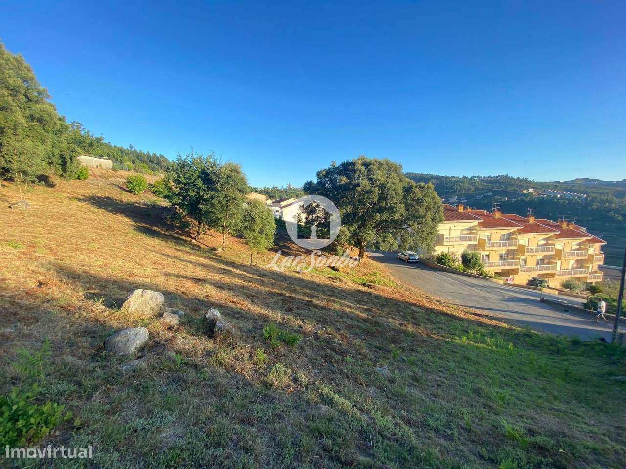Terreno para Construção de Moradia entre Vizela/Lousada - Grande imagem: 3/4