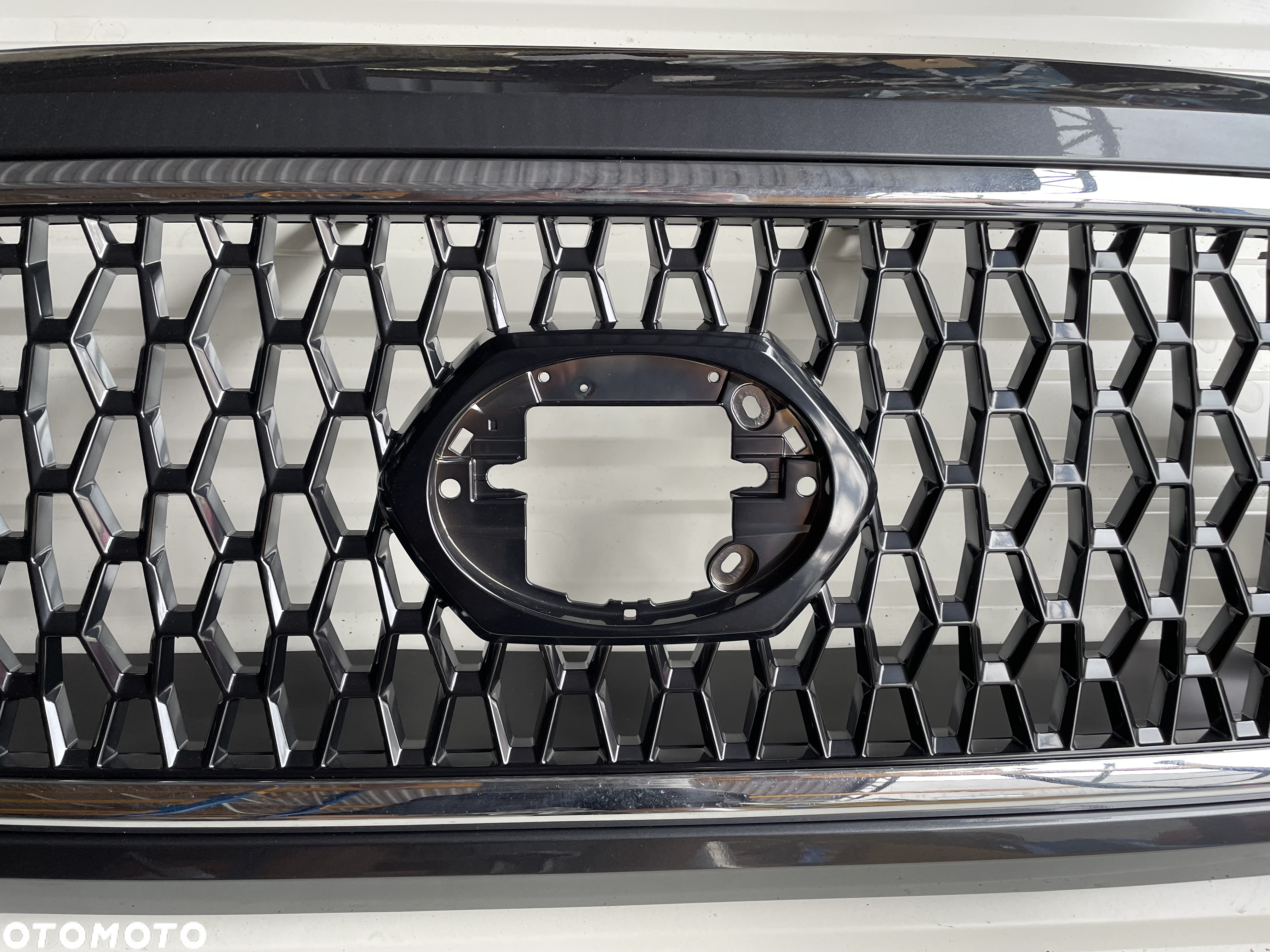 ATRAPA PRZÓD GRILL TOYOTA TACOMA 53114-04220 ORYGINAŁ - 5