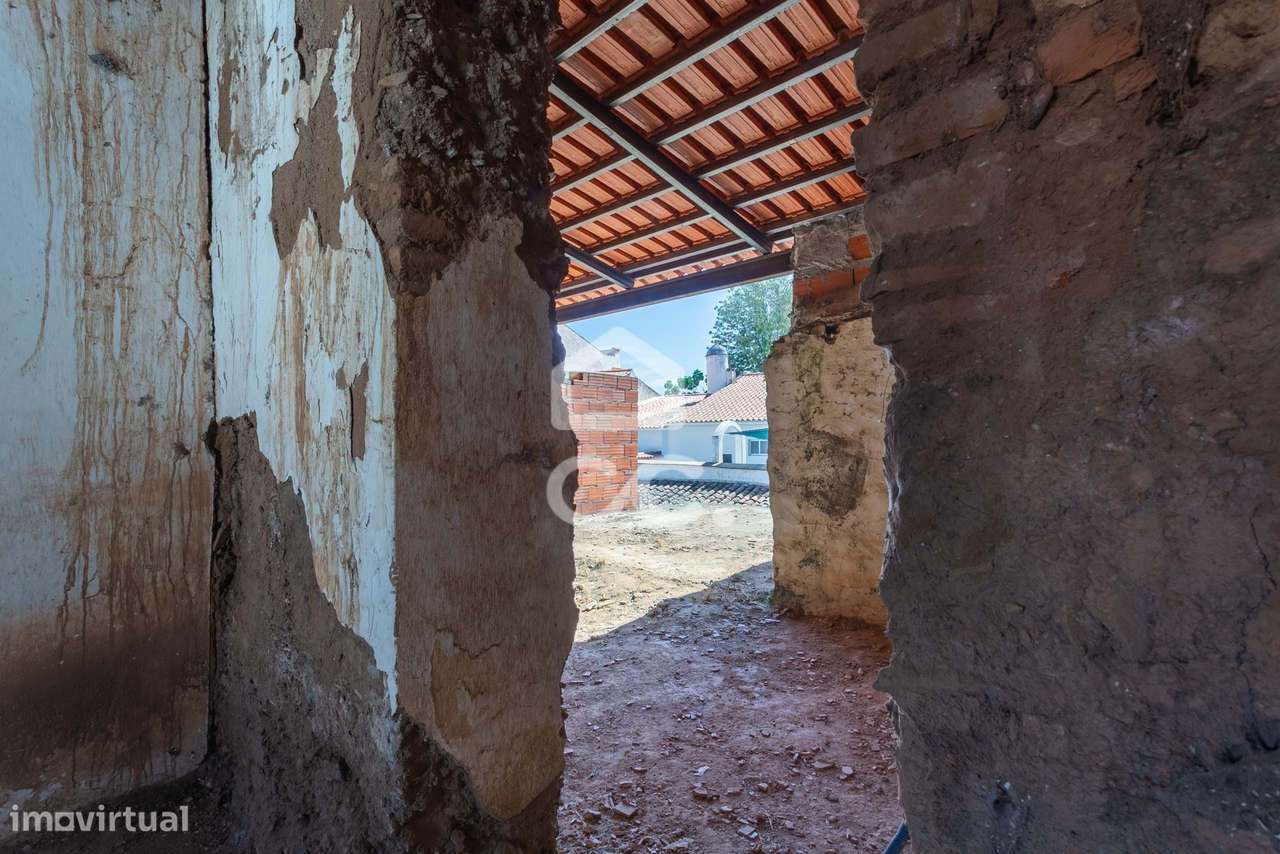 Moradia T3 (para recuperar), em Mourão - Grande imagem: 5/32