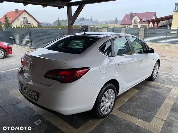 Opel Astra IV 1.6 Active - 6