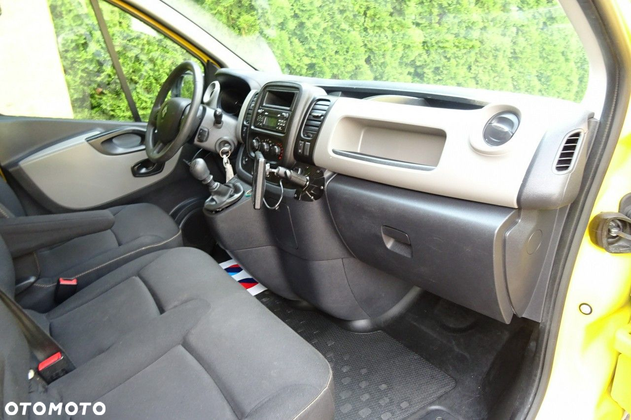 Renault Trafic - 22