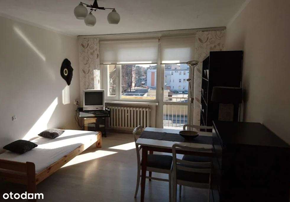 Centrum, ogrzewanie miejskie, balkon - Pełny obrazek: 2/6