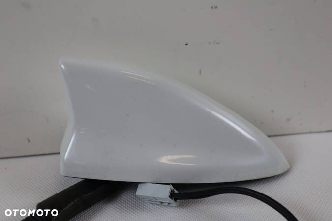 HONDA CR-V IV 12- PŁETWA ANTENA DACHOWA NH788P 39150-T0A-G011-M1 - 2