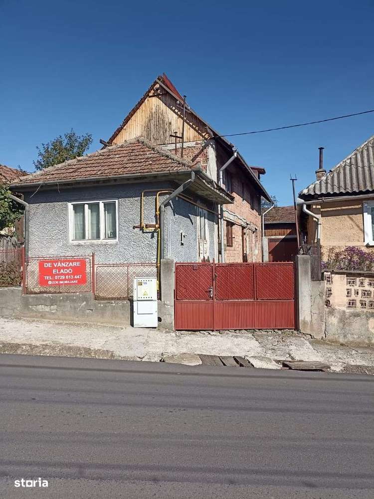 De vânzare casā particularā în rosu - Imagine principală: 1/14