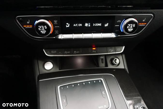 Audi Q5 35 TDI S tronic design - 30