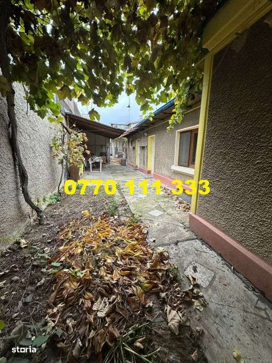 - Teren cu casa demolabila, zona Centrala.-0