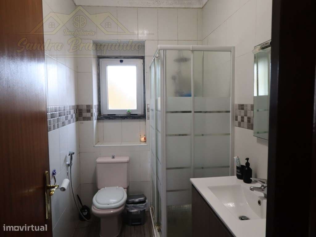 Apartamento T2 com terraço-13