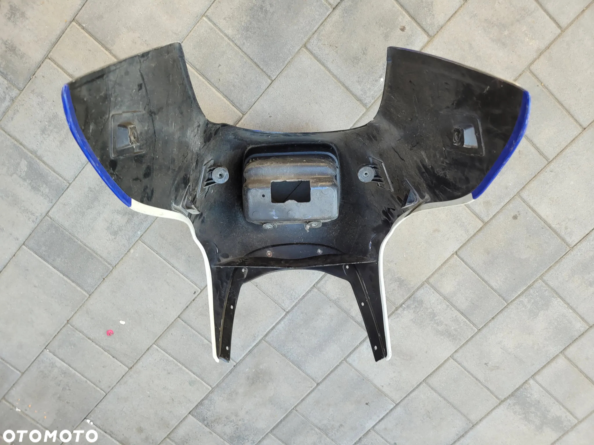 Czacha, czasza, owiewka przód Yamaha XJ 900 - 19